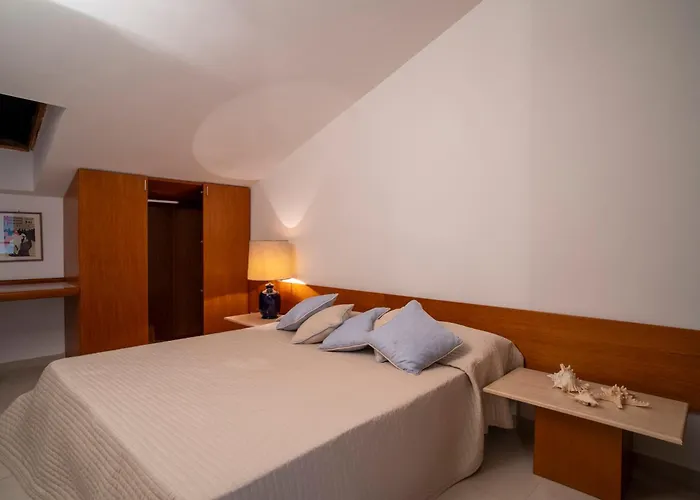 Miramare Apartments